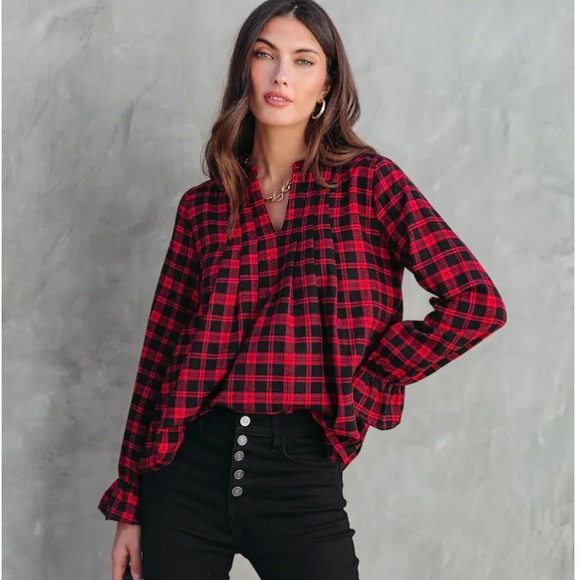Vici Tops - SALE!! NWT Vici Red & Black Plaid Top Size XS